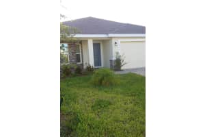 1884 SE Middlebury Drive, Palm Bay, FL 32909 - MLS#F10525961