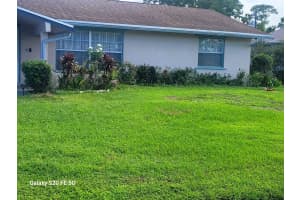 650 SE Strait Ave, Port Saint Lucie, FL 34983 - MLS#F10525962