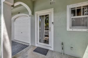 808 4th Ave, Fort Lauderdale, FL 33315 - MLS#F10526007