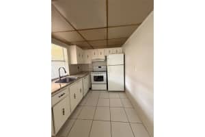 4210 NW 21st St 121, Lauderhill, FL 33313 - MLS#F10526031