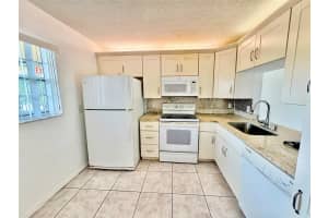 3905 N Nob Hill Rd 201, Sunrise, FL 33351 - MLS#F10526035