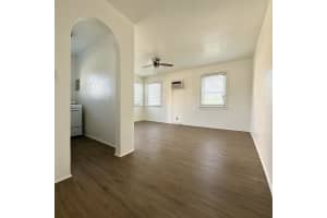 1739 Moffett St 4, Hollywood