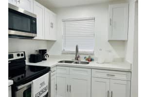 2871 Sunrise Lakes Drive, Sunrise, FL 33322 - MLS#F10526073