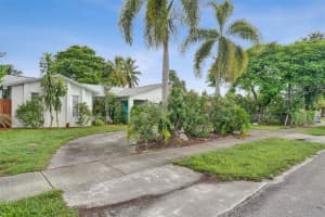 5261 SW 23rd St, West Park, FL 33023 - MLS#F10526080