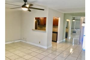 135 Fanshaw D 135, Boca Raton, FL 33434 - MLS#F10526081
