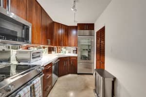 200 NE 19th Ct 107M, Wilton Manors, FL 33305 - MLS#F10526083