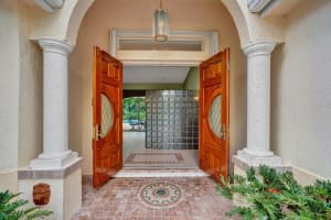 8128 SW 172nd Ter, Palmetto Bay, FL 33157 Sold 11/03/25