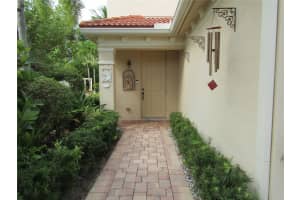 6043 SE Turn Leaf Trl, Hobe Sound, FL 33455 - MLS#F10526108