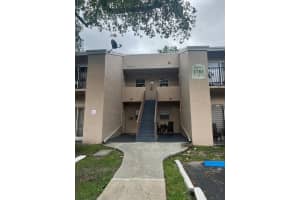 1701 NW 96th Ter 1G, Pembroke Pines, FL 33024 - MLS#F10526110
