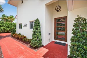 2024 Harbourview Drive, Fort Lauderdale, FL 33316 - MLS#F10526130