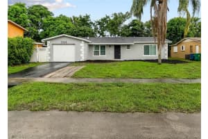 1164 NW 45th Ter, Lauderhill, FL 33313 - MLS#F10526155