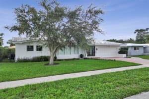2210 NE 61st Ct, Fort Lauderdale, FL 33308 - MLS#F10526165