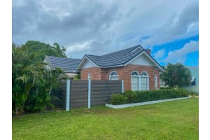 1007 N K St, Lake Worth Beach, FL 33460 - MLS#F10526191