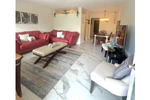 900 10th Terrace, Hallandale Beach, FL 33009 - MLS#F10526221