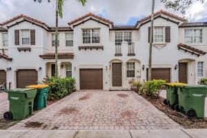 1137 NE 31st Ter, Homestead, FL 33033 - MLS#F10526228