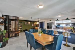 220 NE 165th St, Miami, FL 33162 - MLS#F10526229