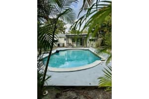 200 SE 19th St, Fort Lauderdale, FL 33316 Sold 11/19/25