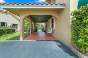 8939 NW 27th St, Coral Springs, FL 33065 - MLS#F10526267