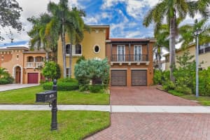 1875 Wood Glen Cir, West Palm Beach, FL 33411 - MLS#F10526271