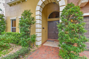 1875 Wood Glen Cir, West Palm Beach, FL 33411 - MLS#F10526271