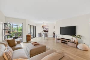 5851 Camino Del Sol 106, Boca Raton