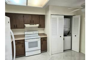 7300 Lake Circle Dr 401, Margate, FL 33063 - MLS#F10526337