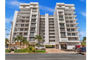 1609 N Riverside Dr 204, Pompano Beach, FL 33062 Sold 10/30/25