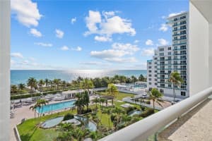 5005 Collins Ave PH6, Miami Beach, FL 33140 - MLS#F10526364