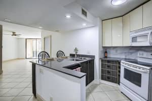 10451 W Broward Blvd 108, Plantation, FL 33324 - MLS#F10526366
