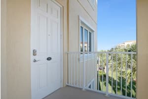 19 Harbour Isle Dr W 306, Fort Pierce, FL 34949 - MLS#F10526389