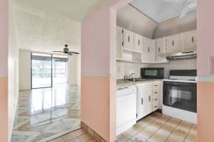 2811 Somerset Dr 307, Lauderdale Lakes, FL 33311 - MLS#F10526404