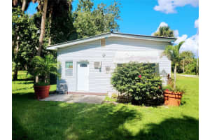 1048 Arvin Ln, Moore Haven, FL 33471 - MLS#F10526447