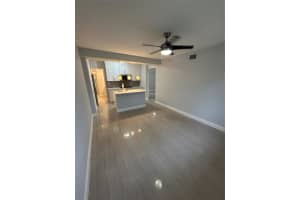 918 NE 15th Ave 3, Fort Lauderdale, FL 33304 - MLS#F10526448