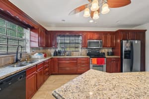 667 W Melrose Cir, Fort Lauderdale, FL 33312 - MLS#F10526457
