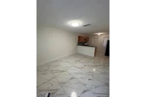 2321 Grant St 2-B, Hollywood, FL 33020 - MLS#F10526493