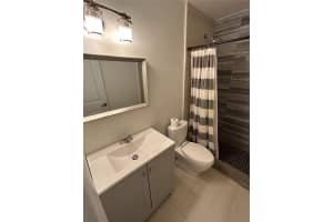 2321 Grant St 2-B, Hollywood, FL 33020 - MLS#F10526493