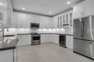 3706 Vista Way, Weston, FL 33331 - MLS#F10526501