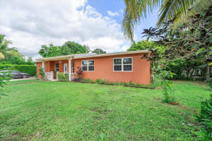 19351 NE 1st Ct, Miami, FL 33179 - MLS#F10526515