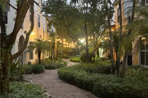 12467 17th Court, Pembroke Pines, FL 33028 - MLS#F10526517