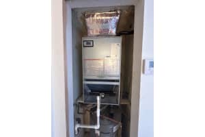 1855 W 60th St 325, Hialeah, FL 33012 - MLS#F10526526