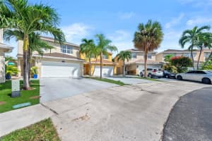 4121 Eastridge Cir, Deerfield Beach, FL 33064 - MLS#F10526535