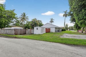 6501 SW 49th St 2, Fort Lauderdale, FL 33314 - MLS#F10526582