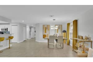 713 NW 6th St, Hallandale Beach, FL 33009 - MLS#F10526617