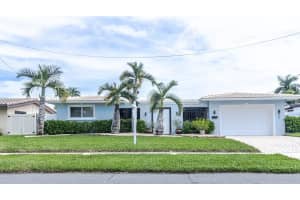 800 SE 3rd Ter, Pompano Beach, FL 33060 - MLS#F10526643