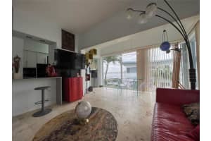 425 Bayshore Drive 40, Fort Lauderdale, FL 33304 - MLS#F10526651