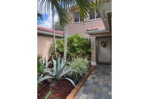 1654 SW 109th Ter, Davie, FL 33324 - MLS#F10526657
