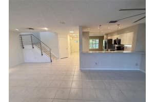 1654 SW 109th Ter, Davie, FL 33324 - MLS#F10526657