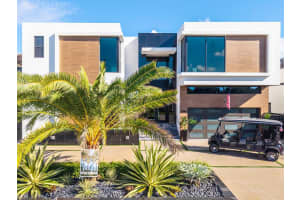 2581 NE 50th St, Lighthouse Point, FL 33064 - MLS#F10526666