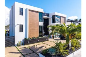 2581 NE 50th St, Lighthouse Point, FL 33064 - MLS#F10526666