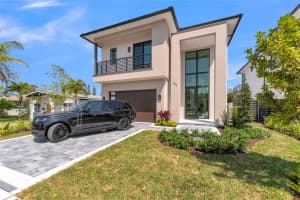 235 NE 11th Street, Delray Beach, FL 33444 - MLS#F10526672